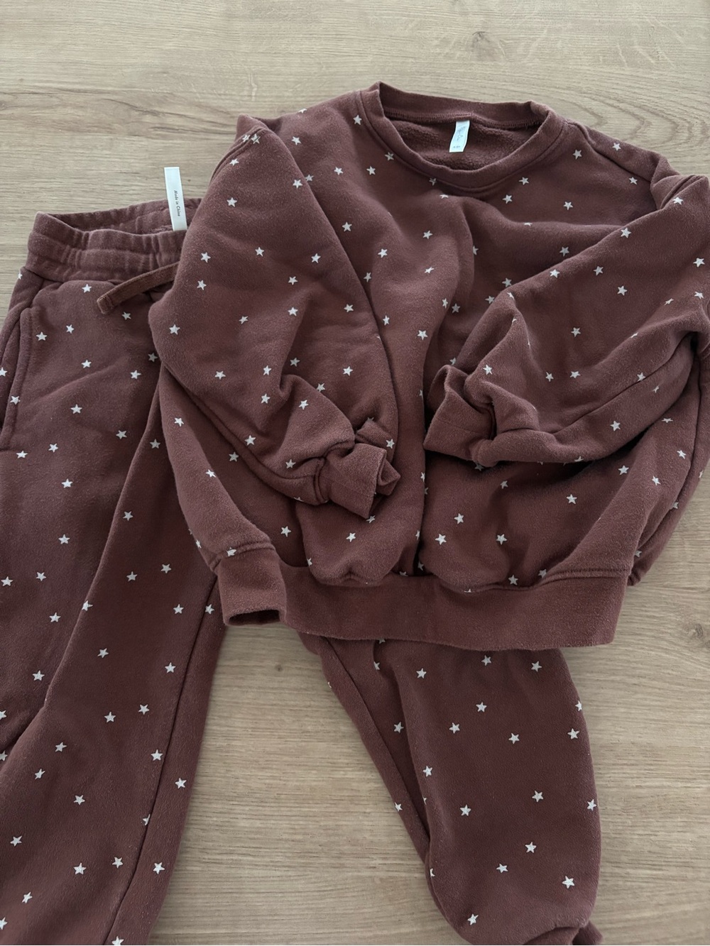 Rylee + Cru Brown Star-Print Sweatshirt & Joggers
